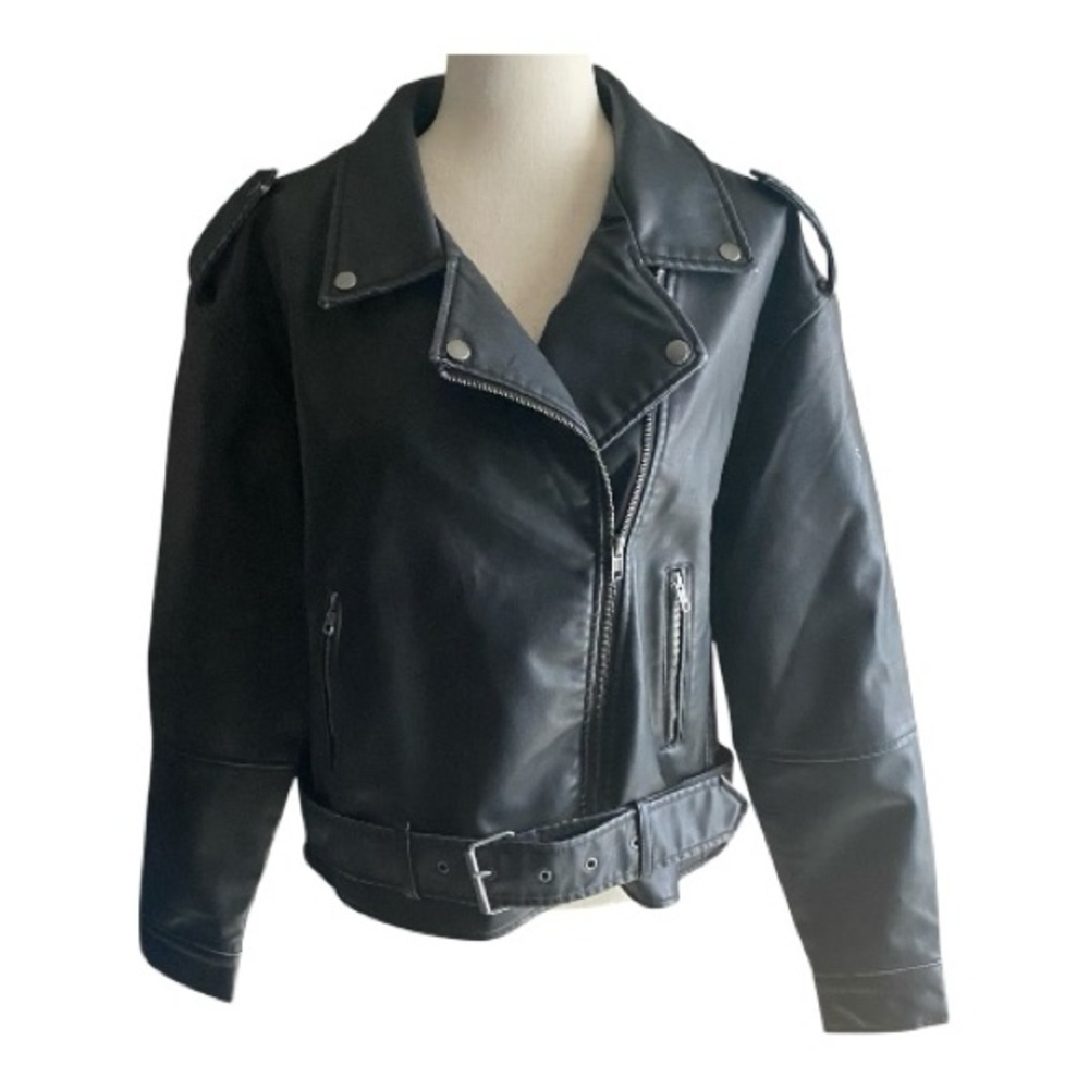 NWT-WILD FABLE-BLACK FAUX LEATHER MOTO JACKET-WOMENS SIZE MEDIUM
